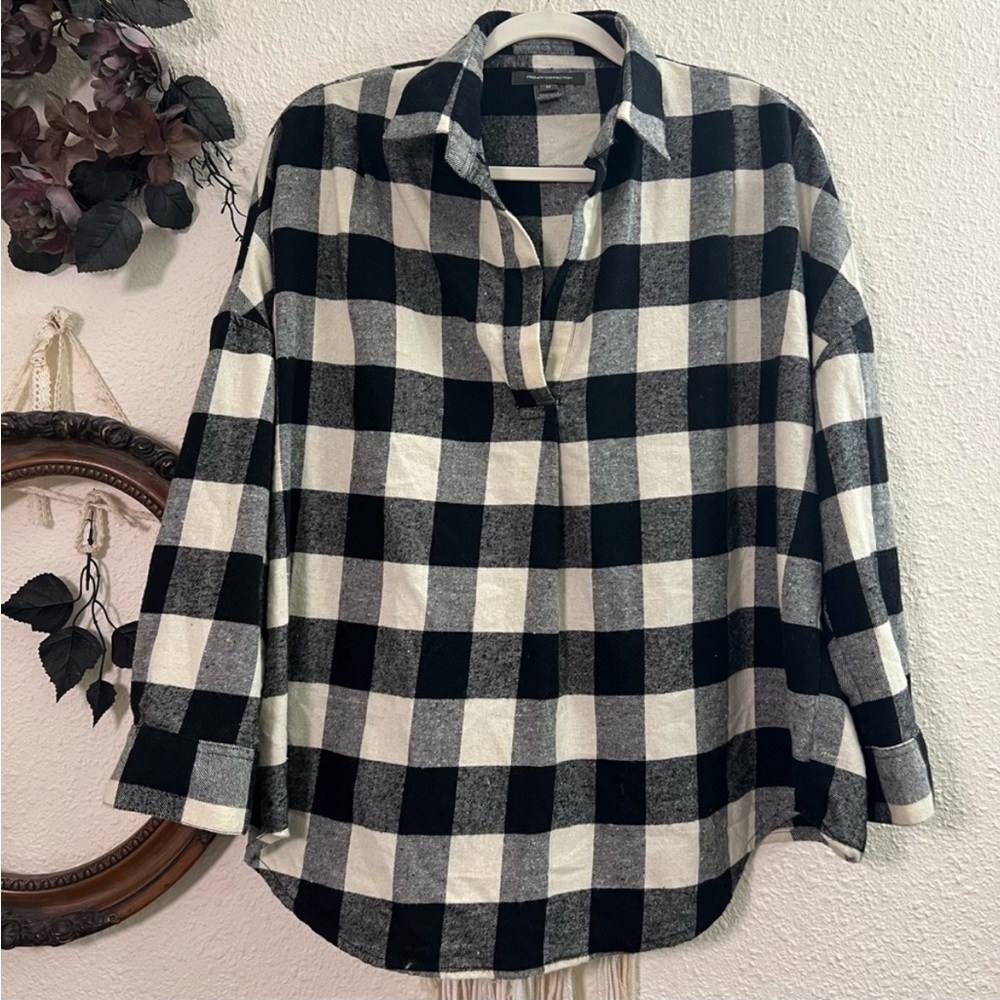 French Connection Buffalo Plaid 1/4 Button Down Checkered VNeck Collared Shirt